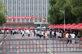 湖北省赤壁：多部门紧密联动 全力护航高考图片