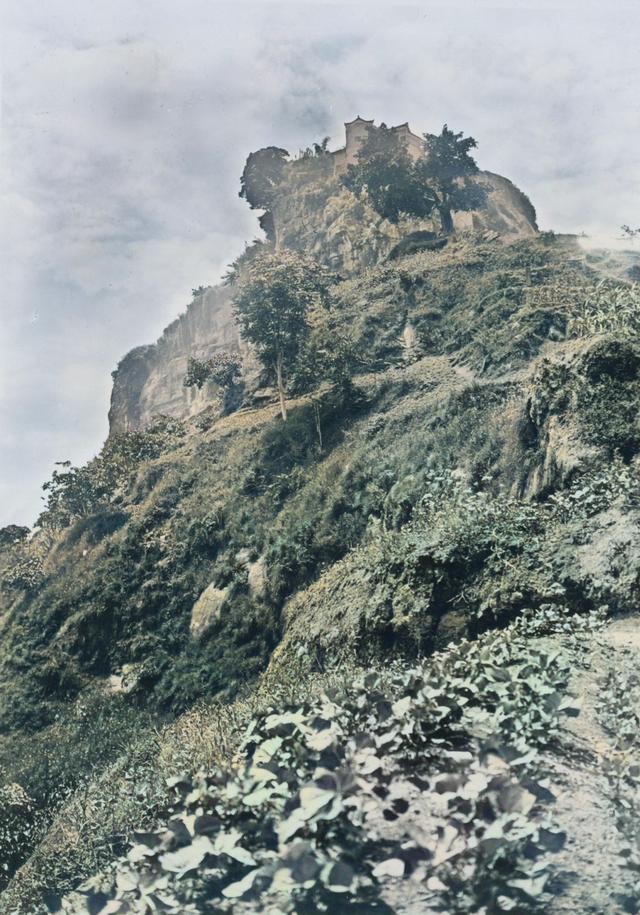 太珍贵了！日本人偷偷拍摄的1926年四川峨眉山，居然是这个样子