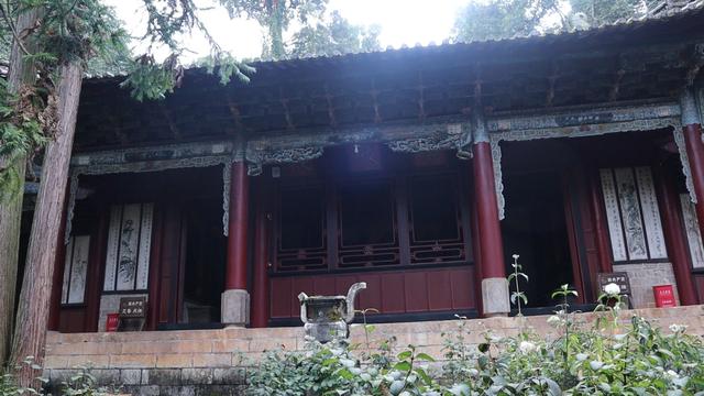 昆明动车直达，云南宋代古寺，隐于山林，精美石雕，独一无二