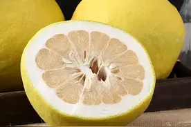 柚子的“死对头”，医生提醒：二者不可同食，吃柚子的禁忌要牢记图片