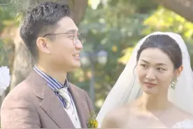 #姐姐结婚，弟弟#休假从部队赶回，这一幕让人动容……图片