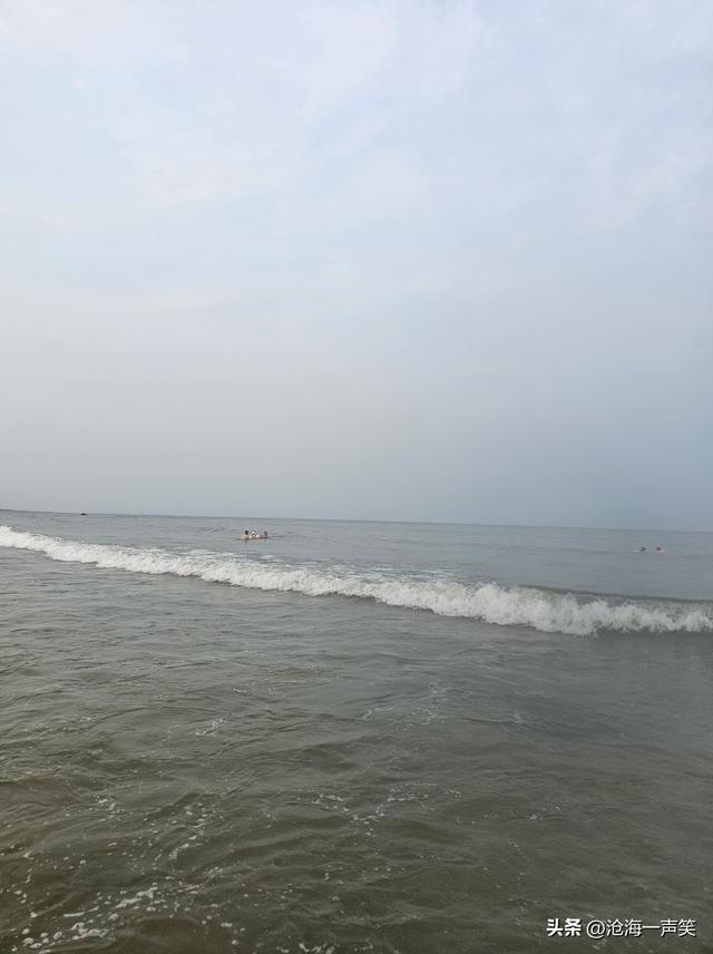 大海拾贝，大海观潮，大海踏浪，大海溜沙，大海捞针行不行？
