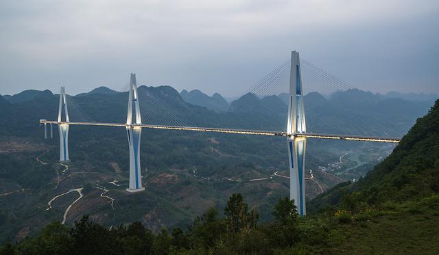 2025夏季西部行02 天空之桥观光服务区