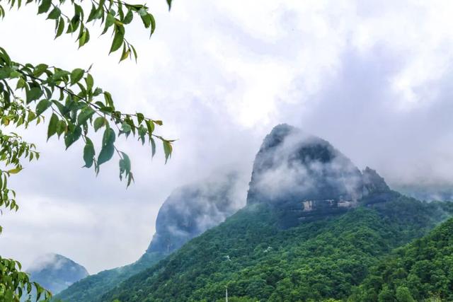 走进雨中的照金，收藏一场北方烟雨的温柔