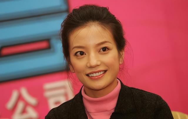 封杀四年，49岁赵薇突传消息，因胃癌去世传闻5个月前就真相大白