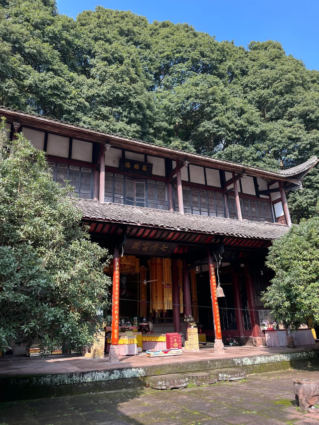 古建不输山西、风景媲美川西！成都1h直达这里，6大千年古迹0门票