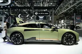 富豪突然出手，曾把华晨汽车送到美国上市，这次豪赌高合图片