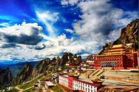 这是一篇关于西藏昌都的简介！来游玩的人儿可以参考！超级美的一个宝藏打卡地！图片