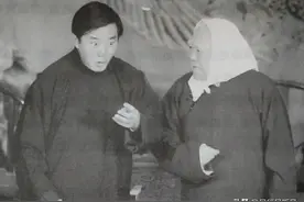 相声演员刘俊杰表态要收杨议为徒，杨议当场报复：你得喊我叔叔图片