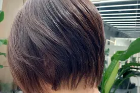 被这几款妈妈发型惊艳到了，剪短发原来可以这样优雅，基础大方图片