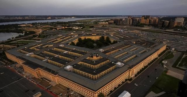 特朗普撕毁承诺，上亿军火将抵台，中方再抛美债，美国大动脉被切