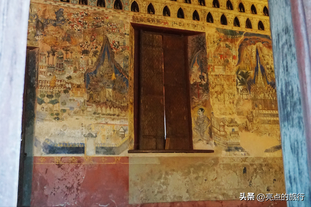 搭乘高铁去老挝，老挝旅行日记：万象攻略（凯旋门、西萨格寺）