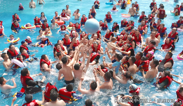教师9.10免费畅玩略阳汉析里：暖泉解乏，水上撒欢，过个轻松节