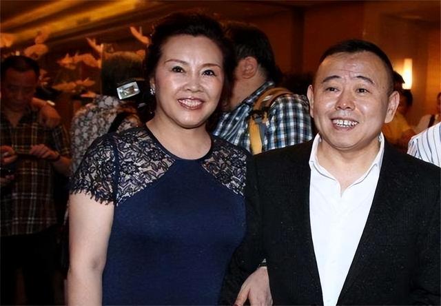4个老婆，全家移民，享受正师级待遇，潘长江身上哪个标签是真的