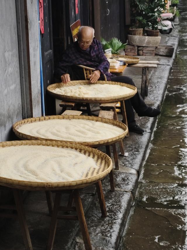 南行漫记：和宜宾握手再见，到李庄古镇打卡，今天跑到贵州