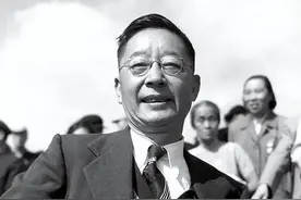 《骆驼祥子》中老舍为何要设计“夏太太引诱祥子得病”这一情节？图片