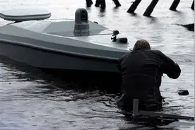 泽连斯基不听话，马斯克将暗箱操作，星链失效？俄军黑海舰队笑了图片