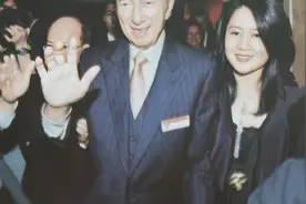 这就是四太梁安琪的真实样貌，并非演员饰演的，而是货真价实图片