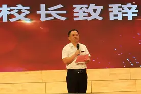 全国优秀教育工作者、永安一中校长许有涛：用心做教育 用爱做人师图片