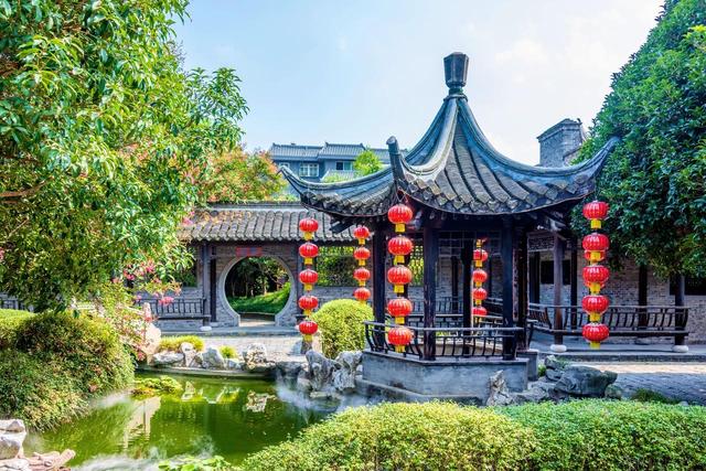 高铁直达！11-12月最值得去的6个古镇，工作累了，就去小住三五天