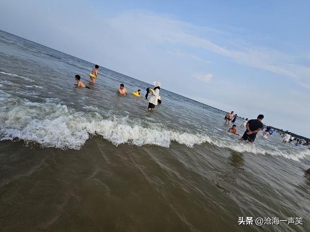 大海情深，风吹海浪，月引海浪，海浪阵阵，海浪涛涛，你怕吗？！