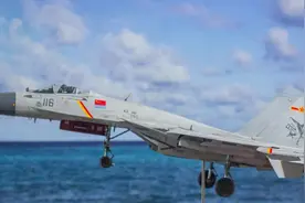 歼35舰载机有多大？与歼15对比就明白了，难怪美军会如此选择图片