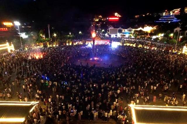 欢度火把节，云南省公民7月19日至20日免门票游览鸡足山