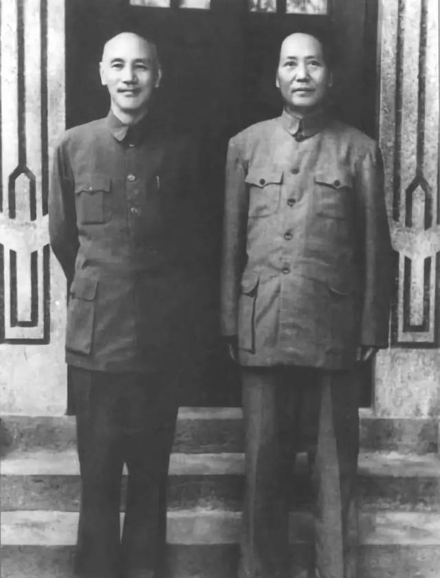 毛主席一生不进故宫，终生再未回延安？周总理的一句话道出实情！