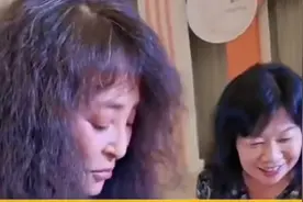 60岁演员李勤勤近况曝光：参加婚宴打包各种剩菜，让人不要嘲笑她图片