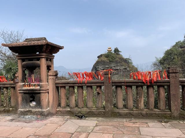 第一次！清明春假双假合一：热门景区将迎来史上最挤“窗口期”