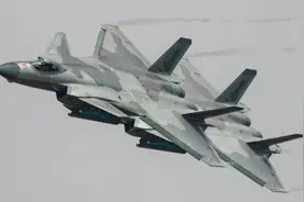 歼-20超出预期，秒杀美国先进隐身战机，或有望成为世界第一？图片