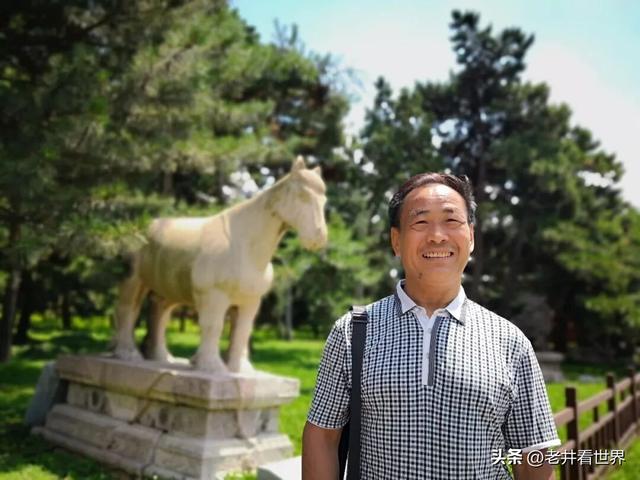 夏日闯关东（三）观看二人转‖井明新