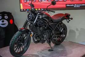 39800，进口本田CL500还是值得冲一冲的。图片