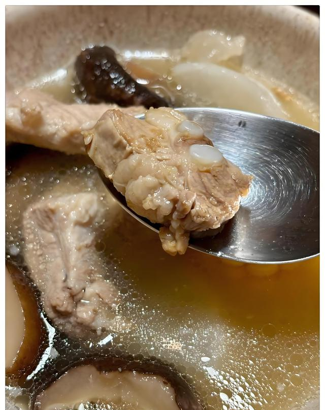 桂林和柳州交界处有个小镇，默默无闻，却藏着全国独一无二的景观