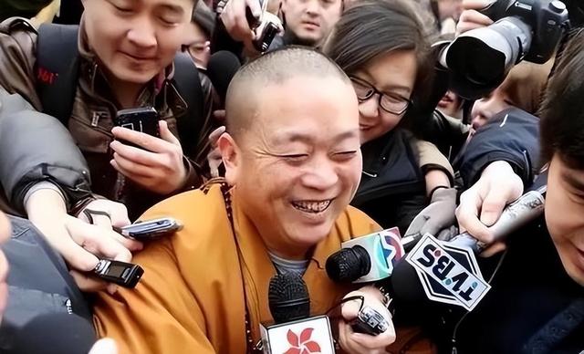 释永信塌房后，被曝为女明星开光	，除了李湘外，多名女星被拉下水