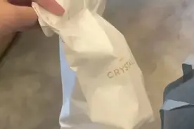 洗漱包里惊现“带血迹HIV试剂盒”，华住会回应，监管介入图片