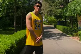 国家一级运动员疑长肿瘤！曾经历3次开颅，“容貌尽毁”图片