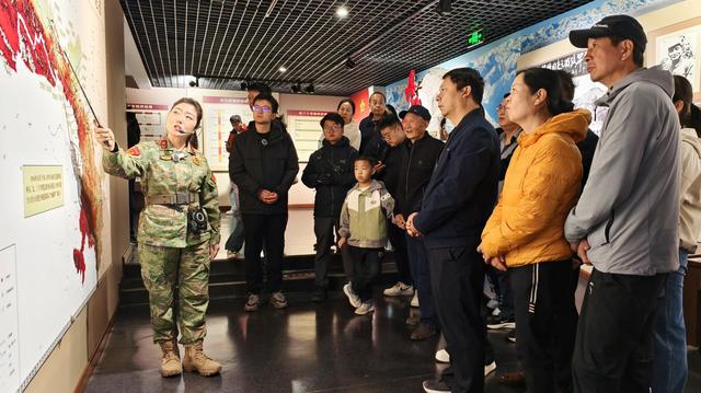 童趣展演颂家国 红色记忆润人心：古浪景区双节热度不减