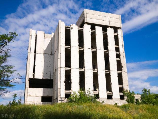 那些买了恒大烂尾楼的人该怎么办?