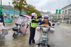 老年人可以笑了！这5种电动车没有年龄限制，70岁以上也能骑图片