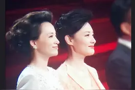 周涛再婚，董卿敬酒说“周姐不容易，你好好待她”后一饮而尽图片