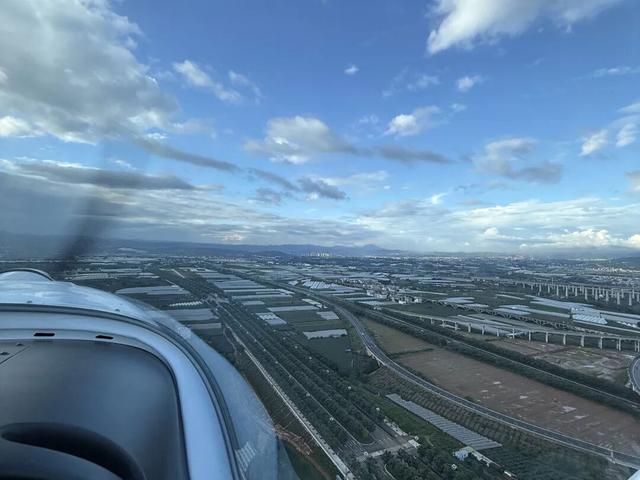 来弥勒，开启你的City fly之旅！