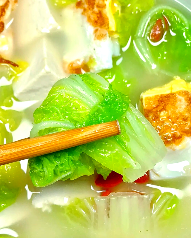 冬天使劲吃这菜，一解毒	，二明目，三护肝，常吃好处多	，不懂可惜