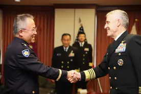 美日军演登场，不许武统台岛？航母辽宁舰穿越海峡，解放军敢亮剑图片