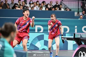 许昕点评张本智和输球惹来争议，有网友重提他东京奥运丢冠一事图片