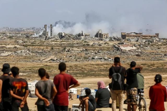 停火协议成杀人执照？3周屠杀97个孩子，援助车缩水85%活活饿死人