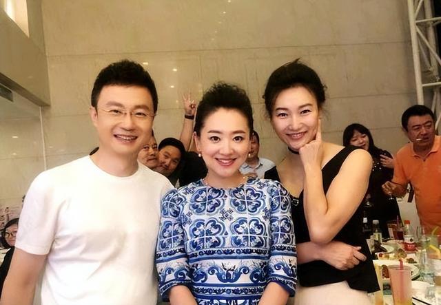 至今未婚的5位央视女主持，个个情史干净，最大52岁最小35岁