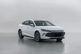 售价不足10万起？比亚迪秦L实车曝光，造型运动，预计4月初上市图片