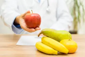 4个中国人,就有1个高血压!研究:多吃2种水果,降低高血压死亡风险图片