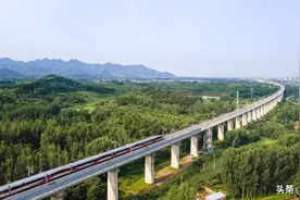 湖南省携手广西打造湘桂高铁新动脉，网传3个路线方案谁能胜出？图片